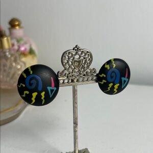 80’s round shaped clip on earrings bright colors 1.25” rounded